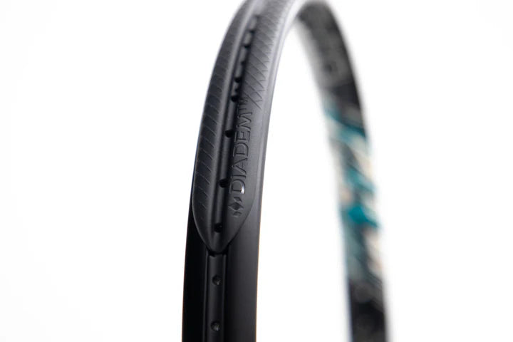 Diadem Nova FS 100 Lite Tennisracket